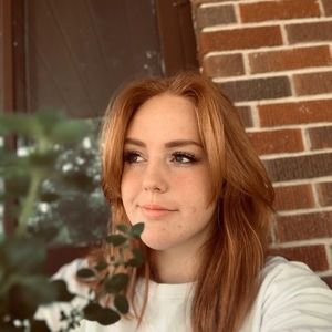 Meet your Posher, Desiree